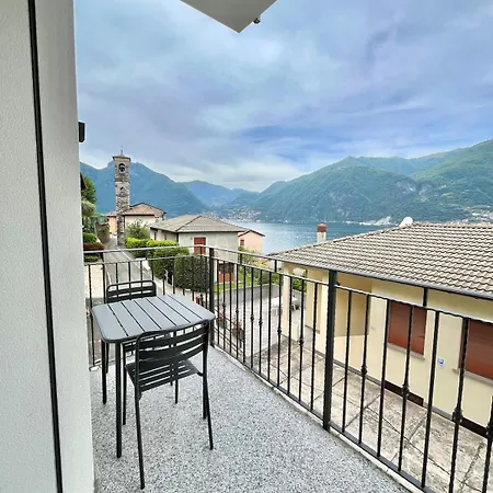 Panoramic And View Apartmán Lezzeno